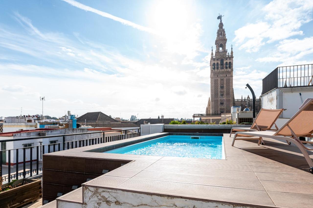 Cathedral Apartment, Upper Floor Apartment Sevilla Exterior foto